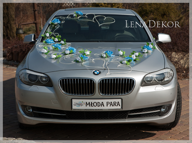 AIDA - dekoracja samochodu ślubnego