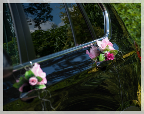NIKA - sztuczne kwiaty na samochód