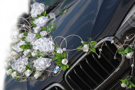 PATI biała - ozdoba na samochód ślubny